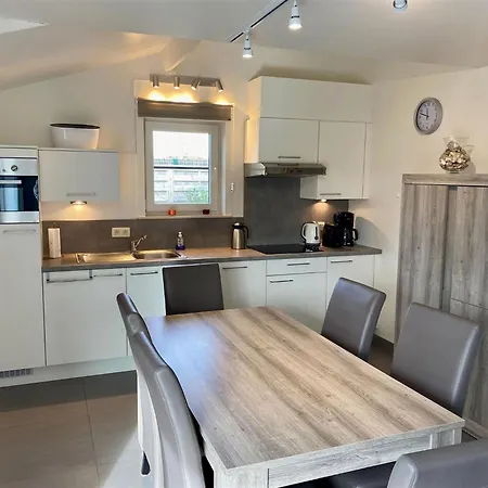 Tatil Evi Leuke Vakantiewoning Met Tuin In Westende
