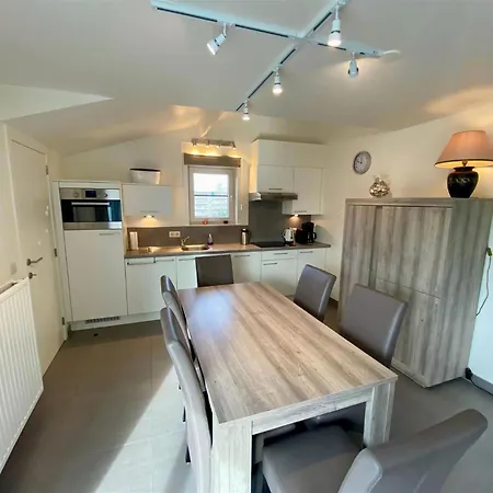Stylish Westende Getaway