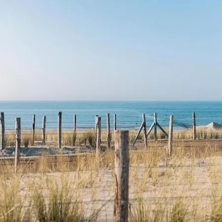 Stylish Westende Getaway